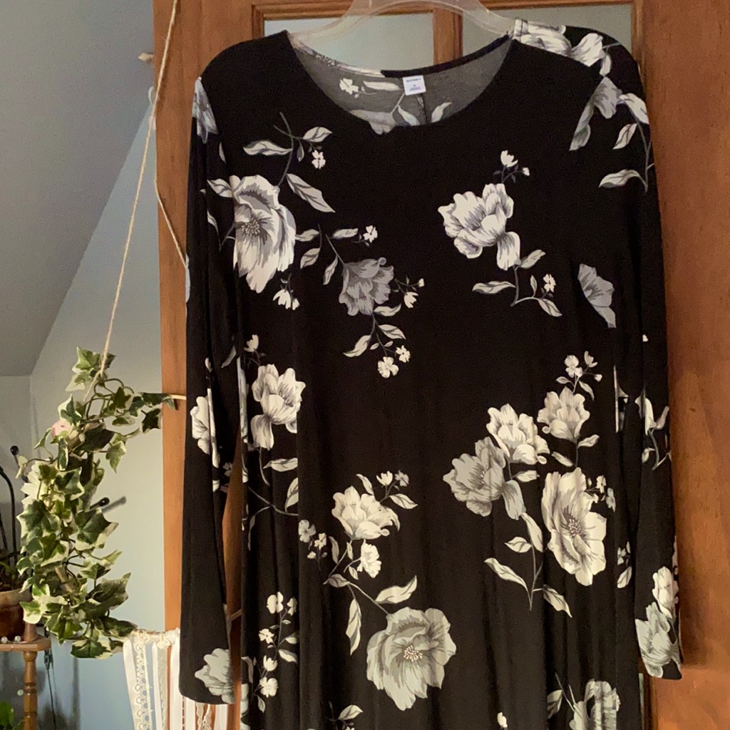 Long Sleeve Black Floral Dress